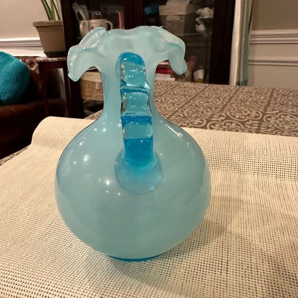 Sky Blue Ruffled Trim Blown Glass Jug With Handle / Vase Centerpiece Art Vintage - Picture 2 of 8
